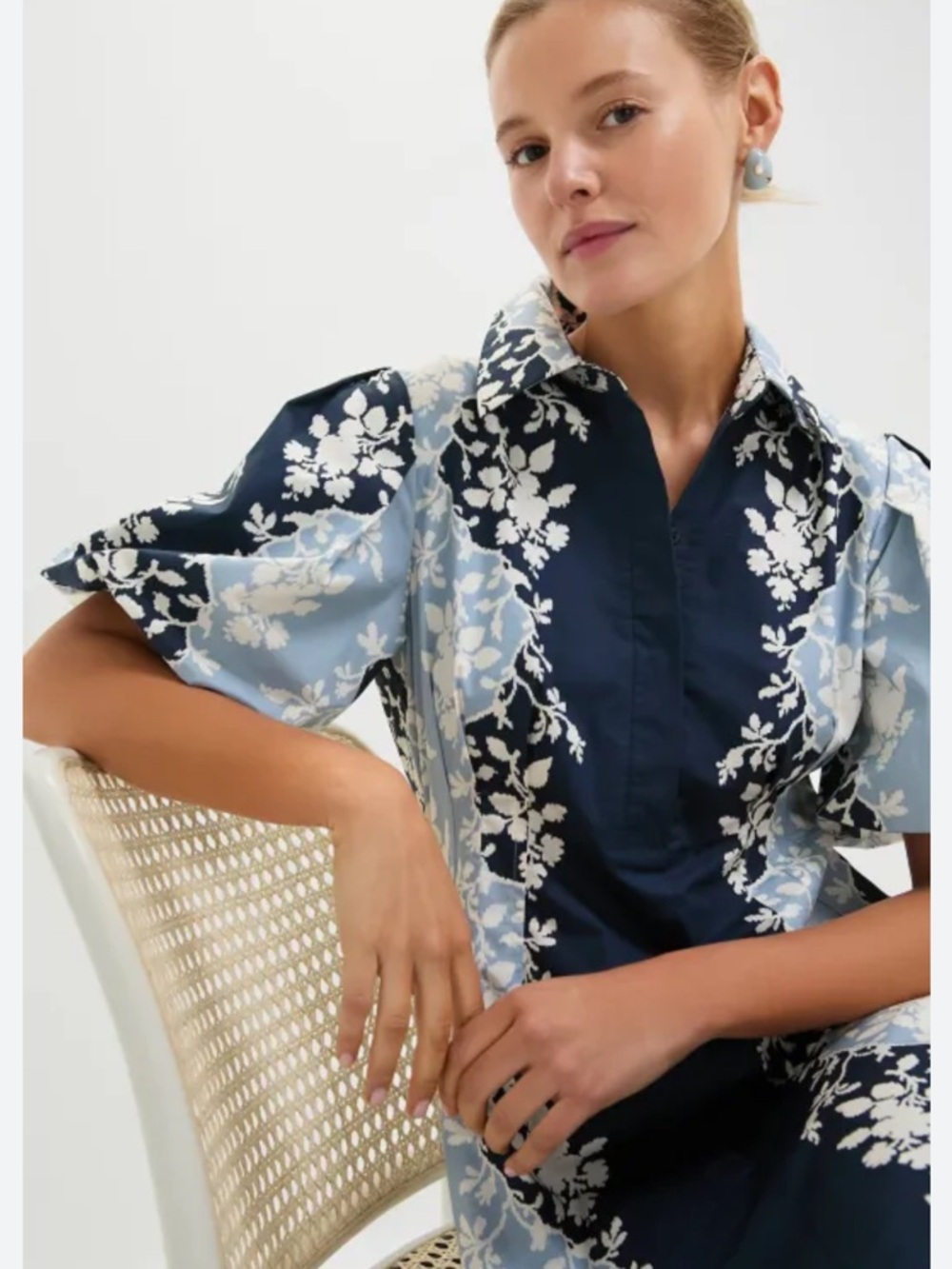 Tuckernuck Blue and Light Blue Floral Midi Dress - Picture 3 of 9